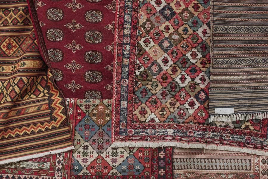 Tips Menata Karpet Berlapis Dengan Benar
