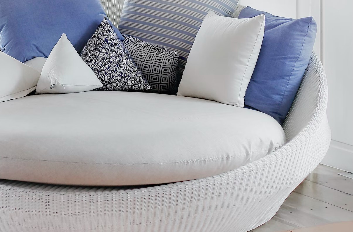 Tips Buat Sofa dan Karpet Bersih, Wangi dan Nyaman