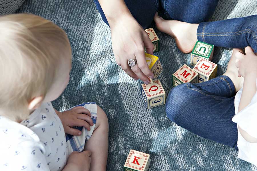 5 Macam Permainan Seru dan Menarik Saat Floor Time Bersama Si Kecil