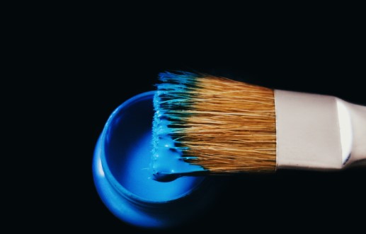 Tips Cegah Cat Rumah Kusam dan Berjamur Selama Musim Hujan