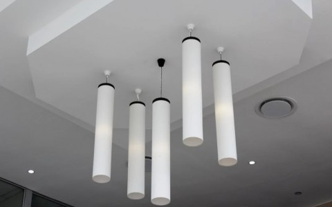 Inspirasi Plafon Ruang Tamu Yang Elegan